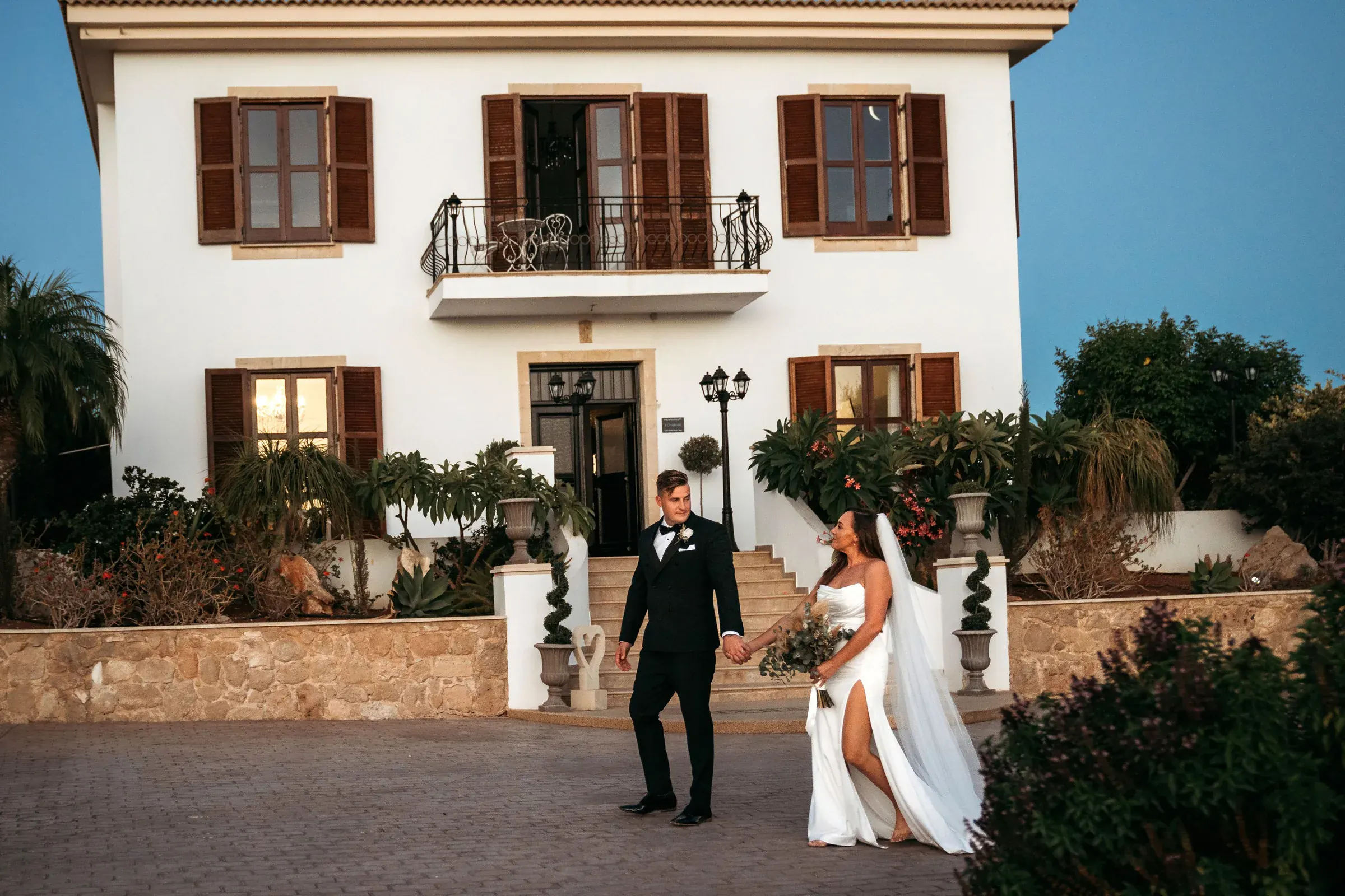 Mr & Mrs Armstrong wedding